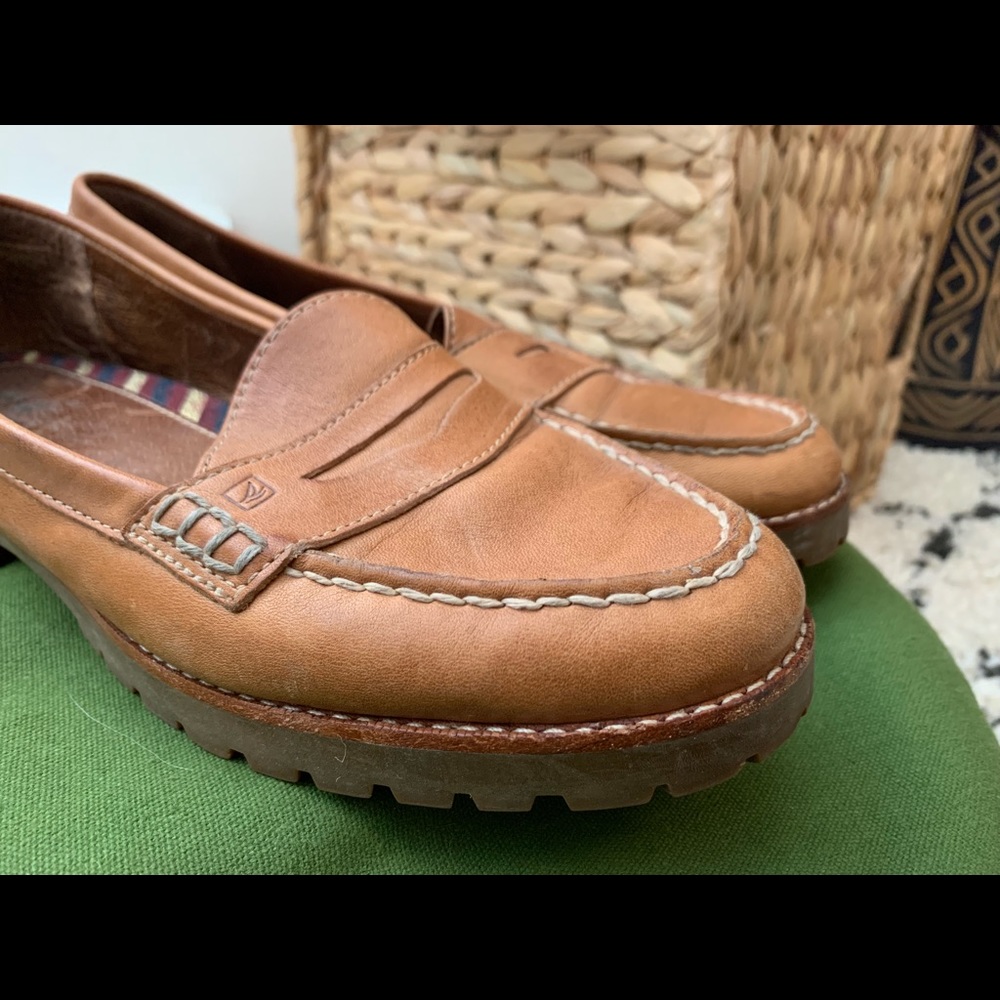 Sperry Cognac Penny Loafer Size 10 Great Condition